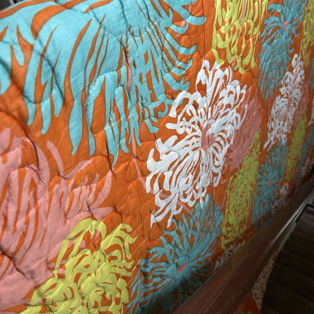 Nettle Creek Vintage Floral Bedspread Full Size Boho Cottagecore Artsy Vibrant